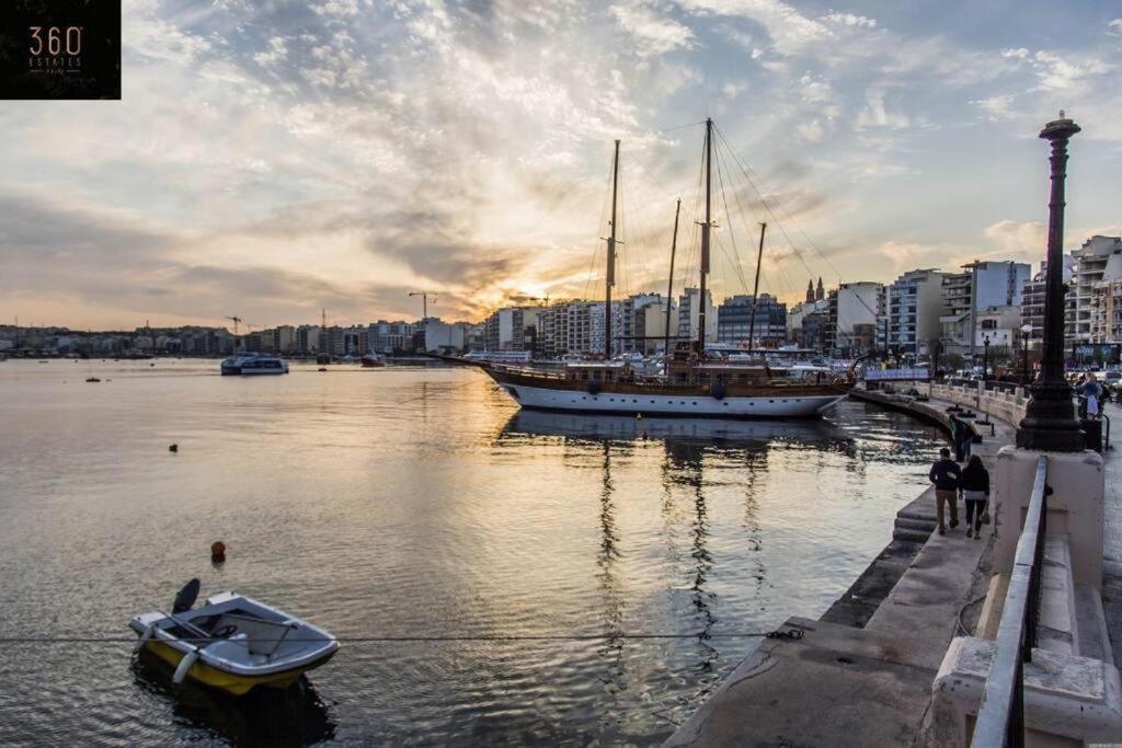 A Lovely 3 Bedroom, 3 Baths In The Centre Of By 360 Estates Appartement Gzira